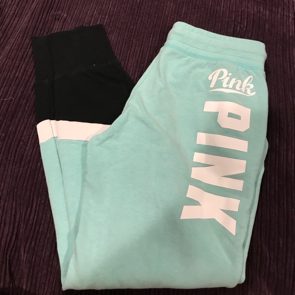 PiNK Sweat pants! With pockets